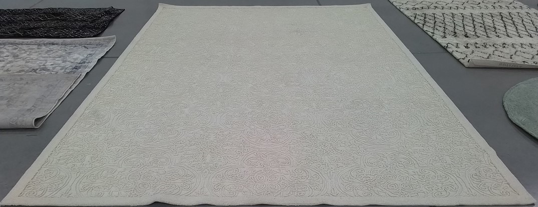 IVORY 10′-0″ x 14′-0″ Back Stain Rug, Reduced Price 1172806301 MSR3511C-10
