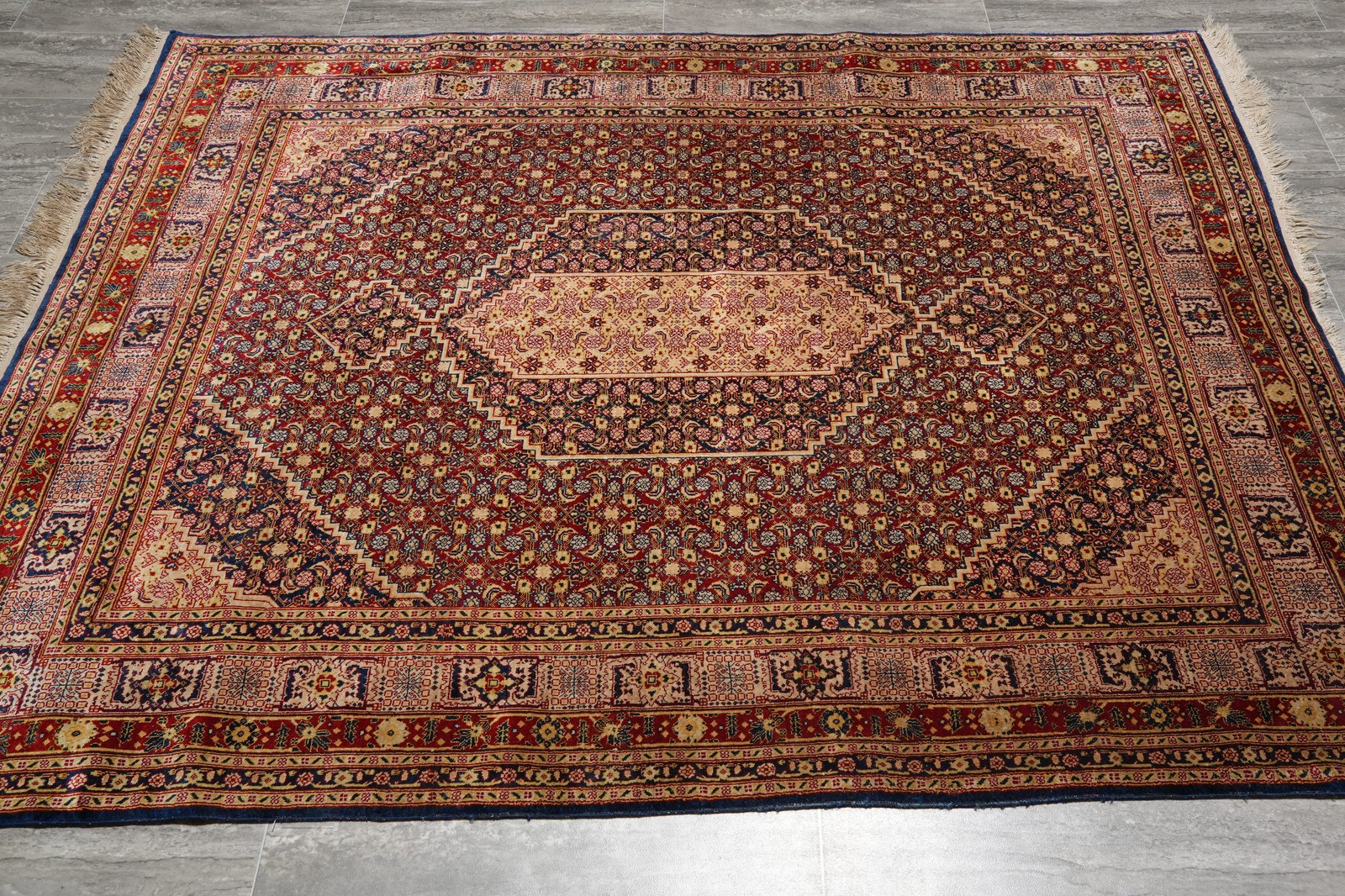 5 x 6 Wool and Silk Irran Perrsian Tabriiz Mahii Rug #F-3026