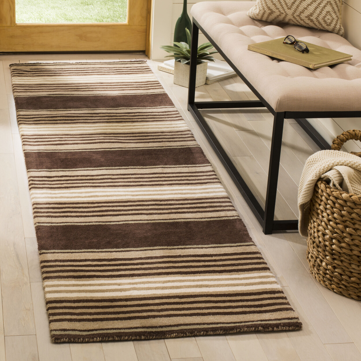 SAFAVIEH Martha Stewart MSR4541A Tobacco Leaf Rug