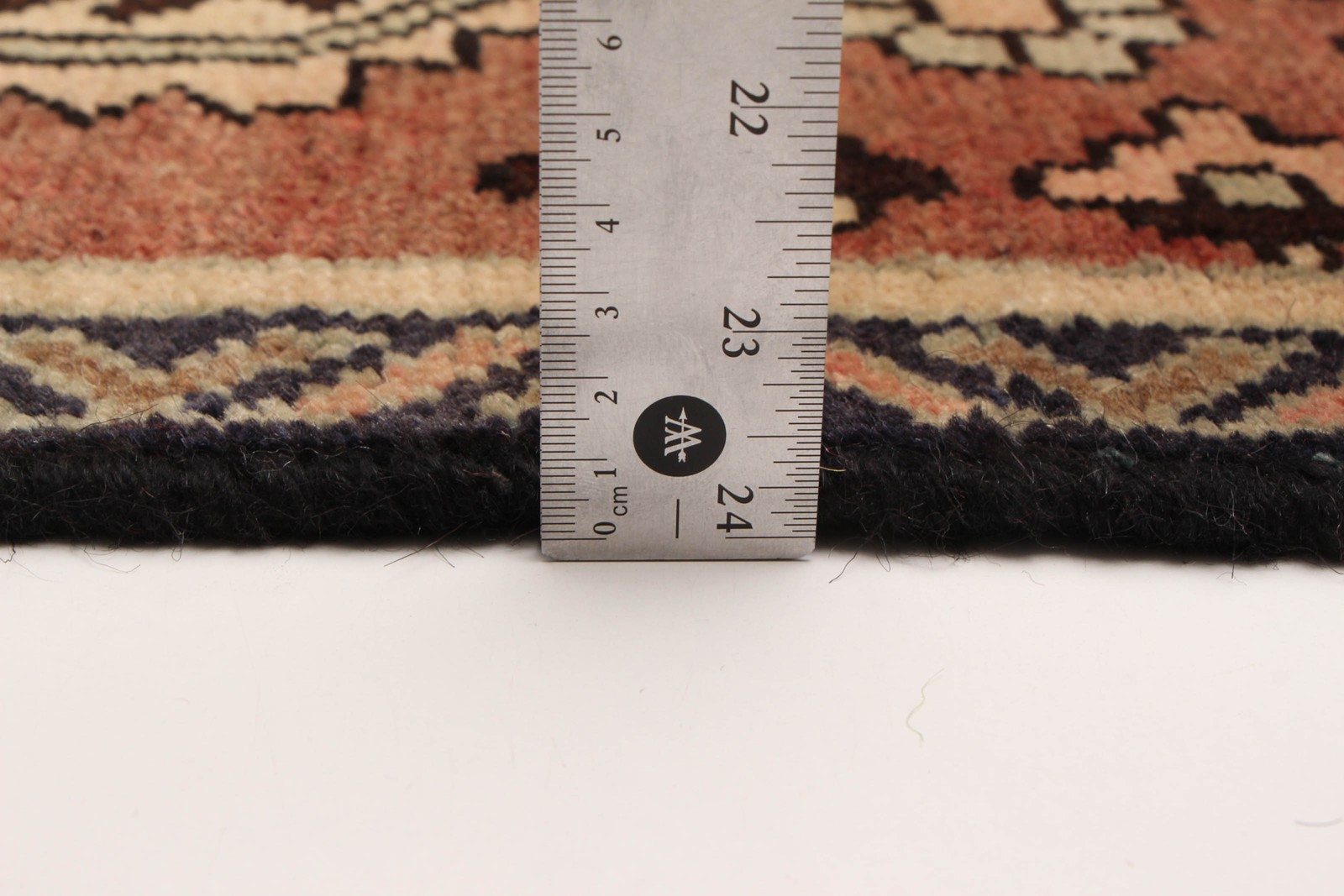Vintage 3’3″ x 4’8″ Traditional Hand Knotted Vegetable Dye Wool Area Rug