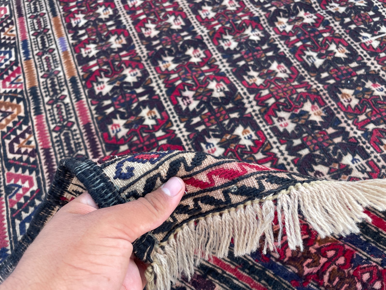 4×5 Decorative Soumak Rug Handwoven Tribal Wool Geometric Flatweave Carpet.