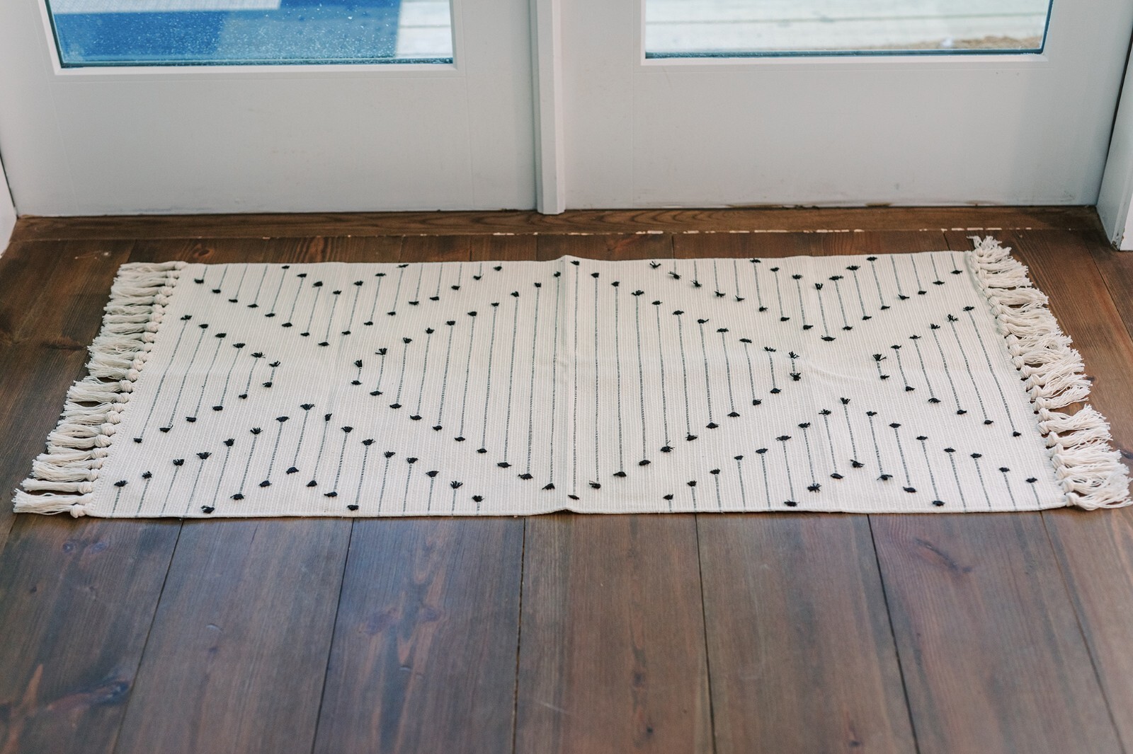 washable accent rugs for bathrooms, kitchens and entryways. 24×52 inches