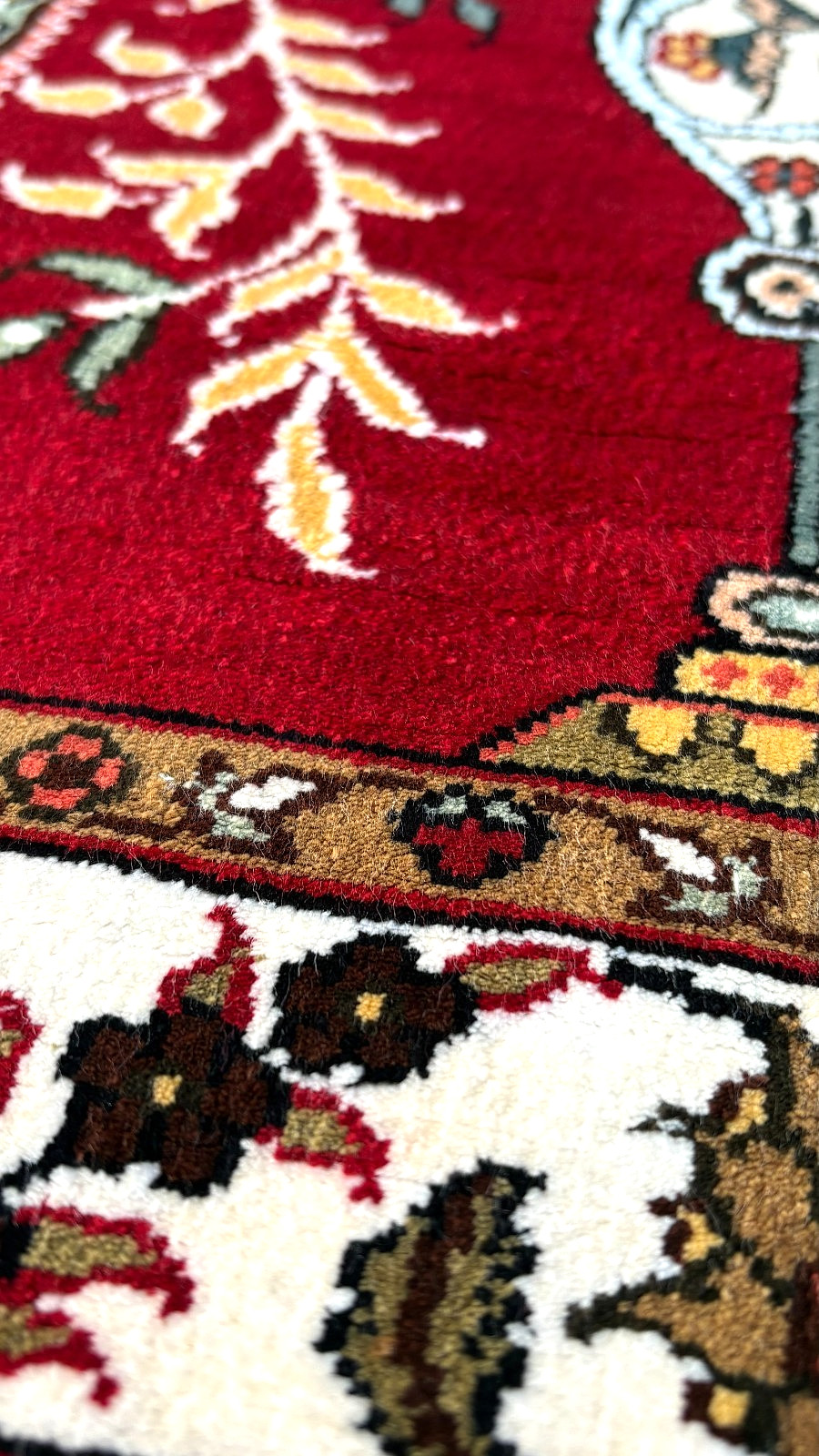 Handmade Silk on Silk Carpet 3 Million Knots Fine Hand 81×54 cm
