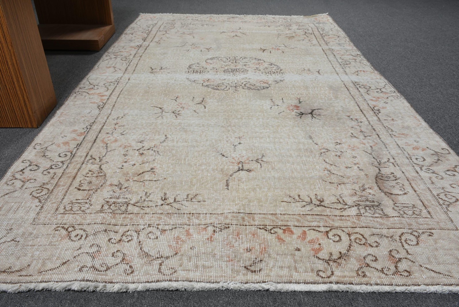 Turkish 4,7×7,8 ft Rug, Vintage Rug, White Patchwork Wool Rug