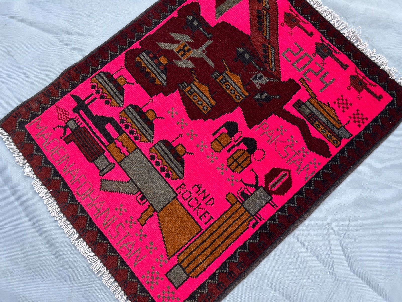 2’1 x 2’7 Ft Bold Afghan War Rug Rocket Launcher Tank Aircraft Pictorial Tribal
