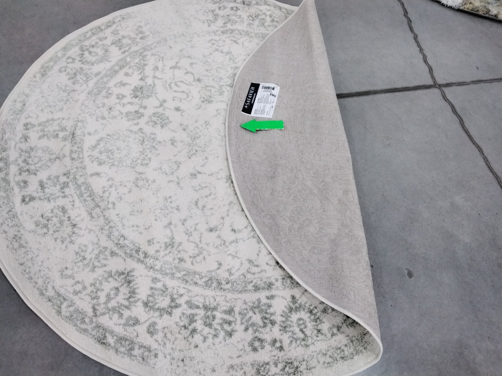 IVORY / SAGE 6′ X 6′ Round Back Stain Rug, Reduced Price 1172759525 ADR109V-6R