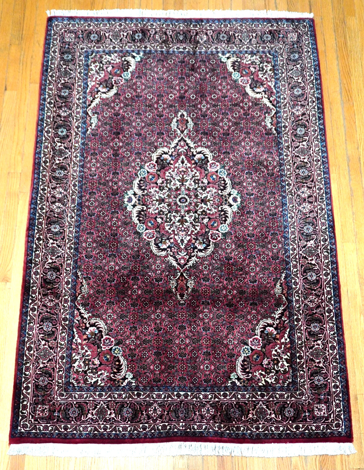 Bijarr Silk & Wool Hand Knotted Premium Quality Rug 4’5″ x 7′