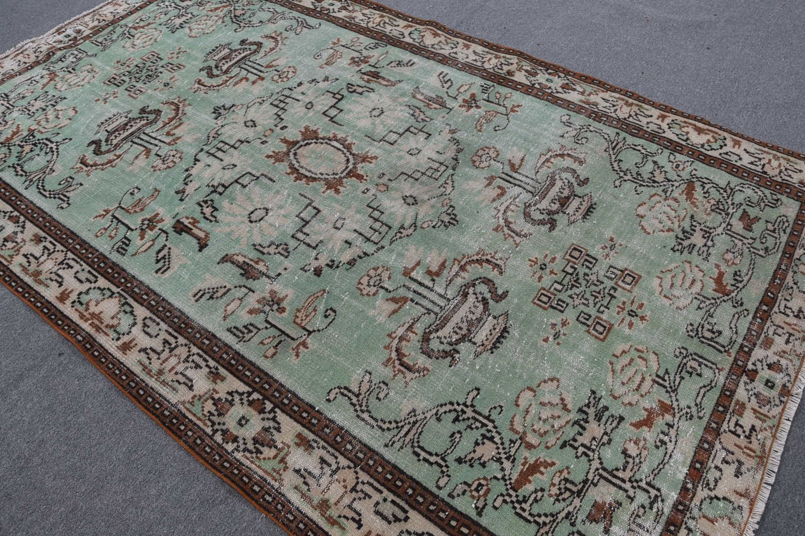 5,5×9,3 ft Vintage Rug, Turkish Large Rug, Green Brown Bordered Wool Rug