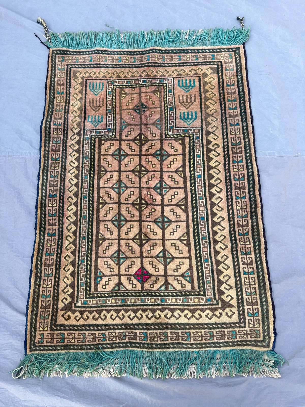 2’7 x 4 Ft Earthy Baluchi Tribal Wool Rug – Geometric Lattice Design Terracotta