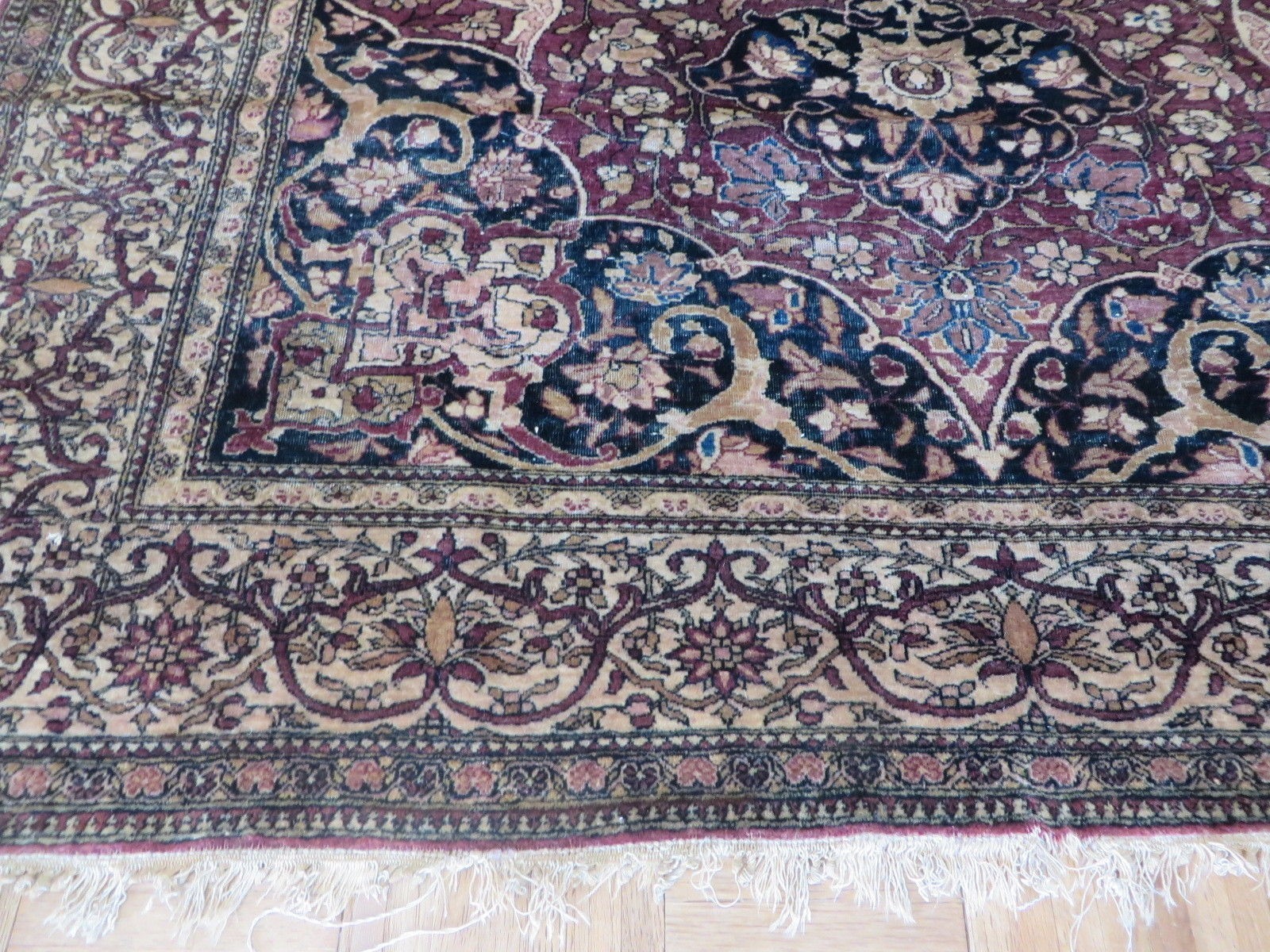 4’7 x 6’8 Hand Knotted Fine Antique Purple Isphahen Oriental Rug G1447