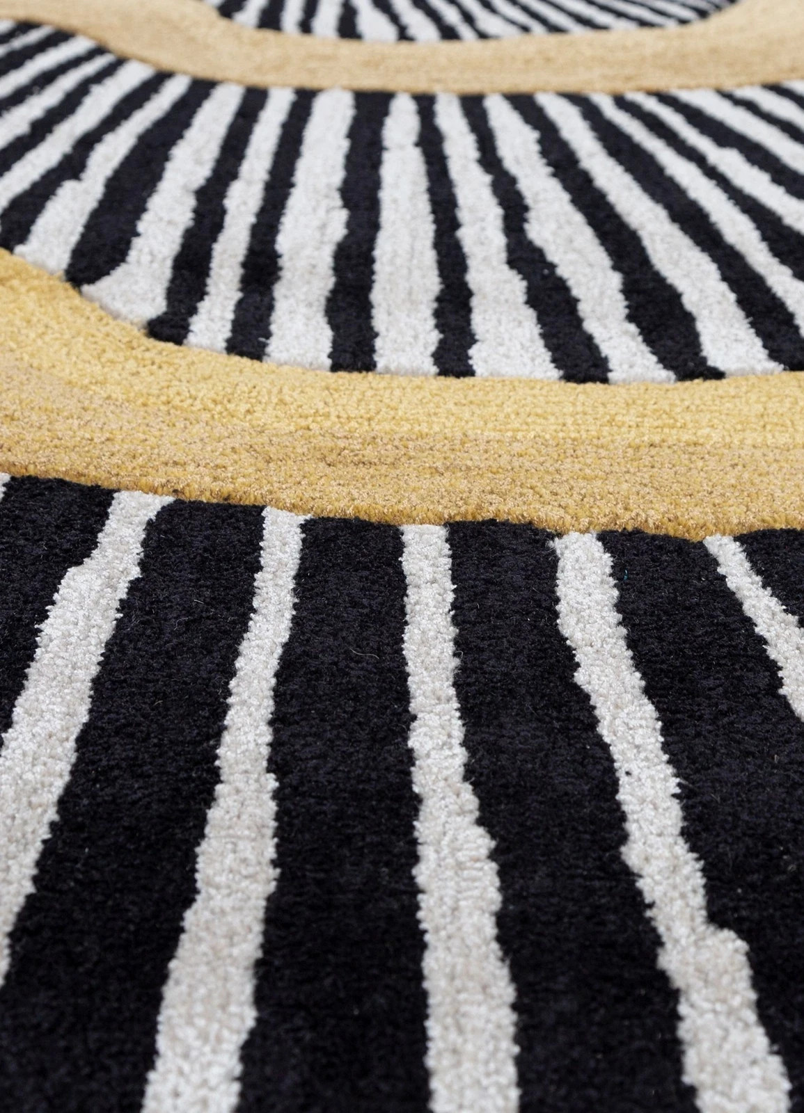 Hand-Tufted Nz Woolen Carpet are rug ebony/dark amber gold hand tufted Rug 9×15