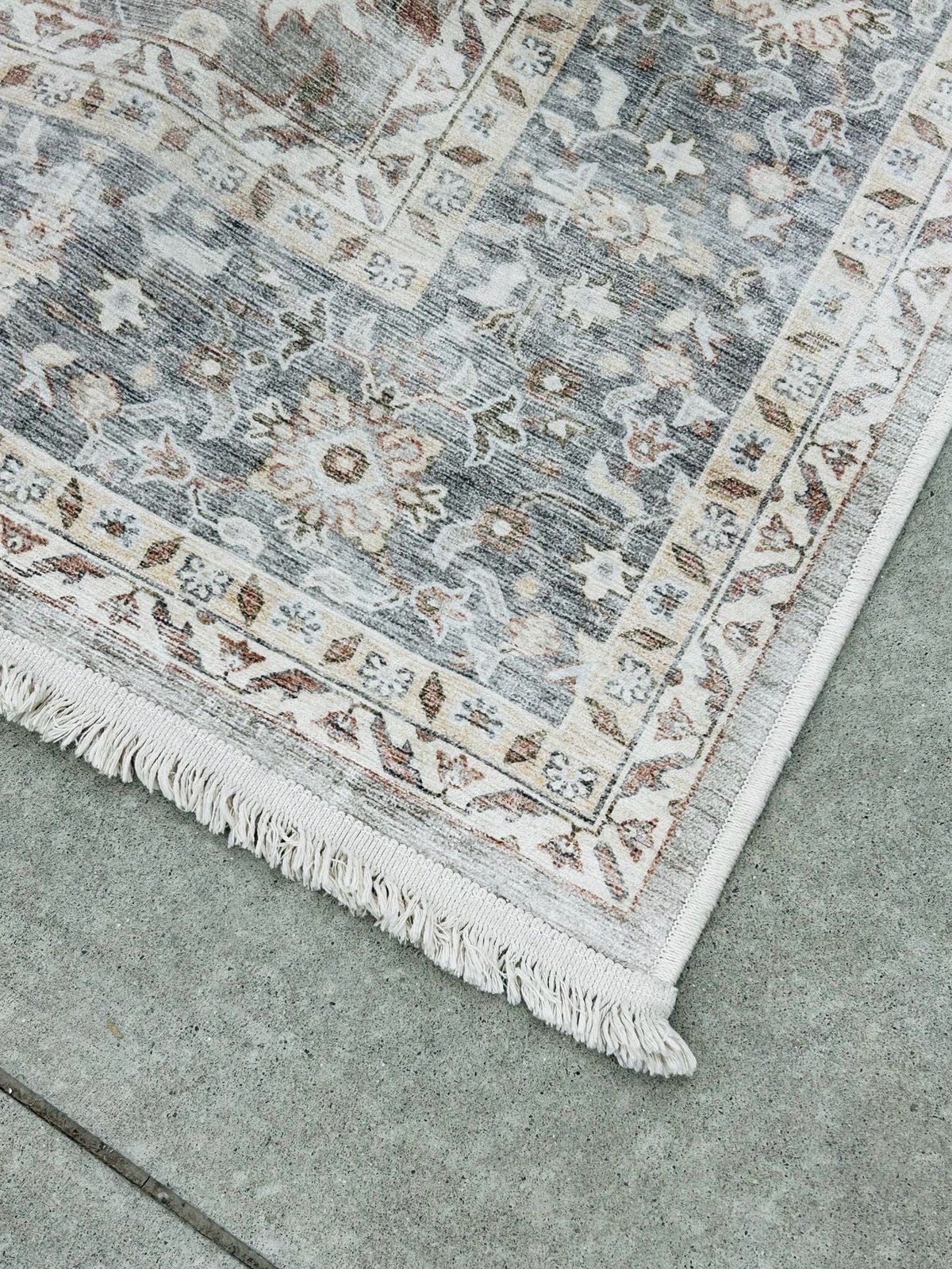 Tumble Washable Area Rug, Vintage Damask Distressed Print, 8ft x 10ft