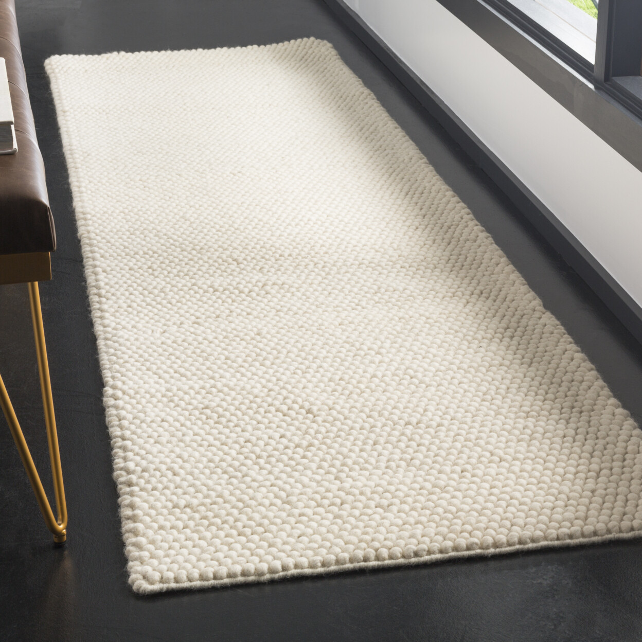 SAFAVIEH Natura Collection NAT620A Handwoven Ivory Rug