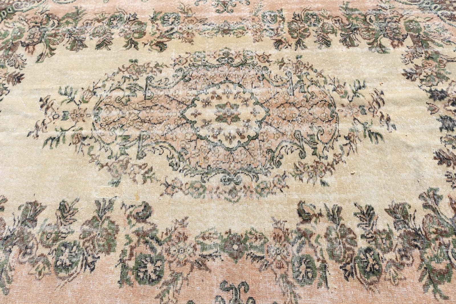 Vintage Turkish Rug 5,9×8,9 ft (181×270 cm), Brown Bordered Rug
