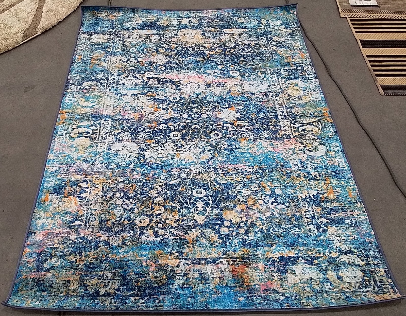 BLUE / GOLD 4′-4″ x 6′-0″ Back Stain Rug, Reduced Price 1172778897 BAH168M-4