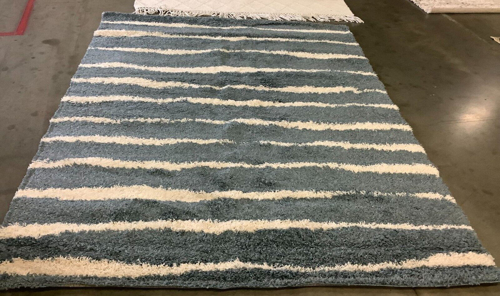 TURQUOISE / IVORY 8′ X 10′ Back Stain Rug, Reduced Price 1172664449 VNS603K-8
