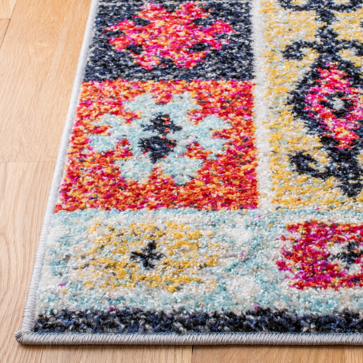 SAFAVIEH Adirondack Collection ADR224J Aqua / Fuchsia Rug
