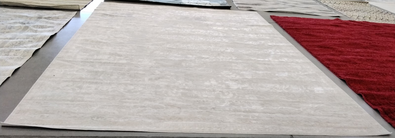 CREM / IVORY 11′ X 15′ Damaged Binding Rug Reduced Price 1172758256 RFT664D-1115