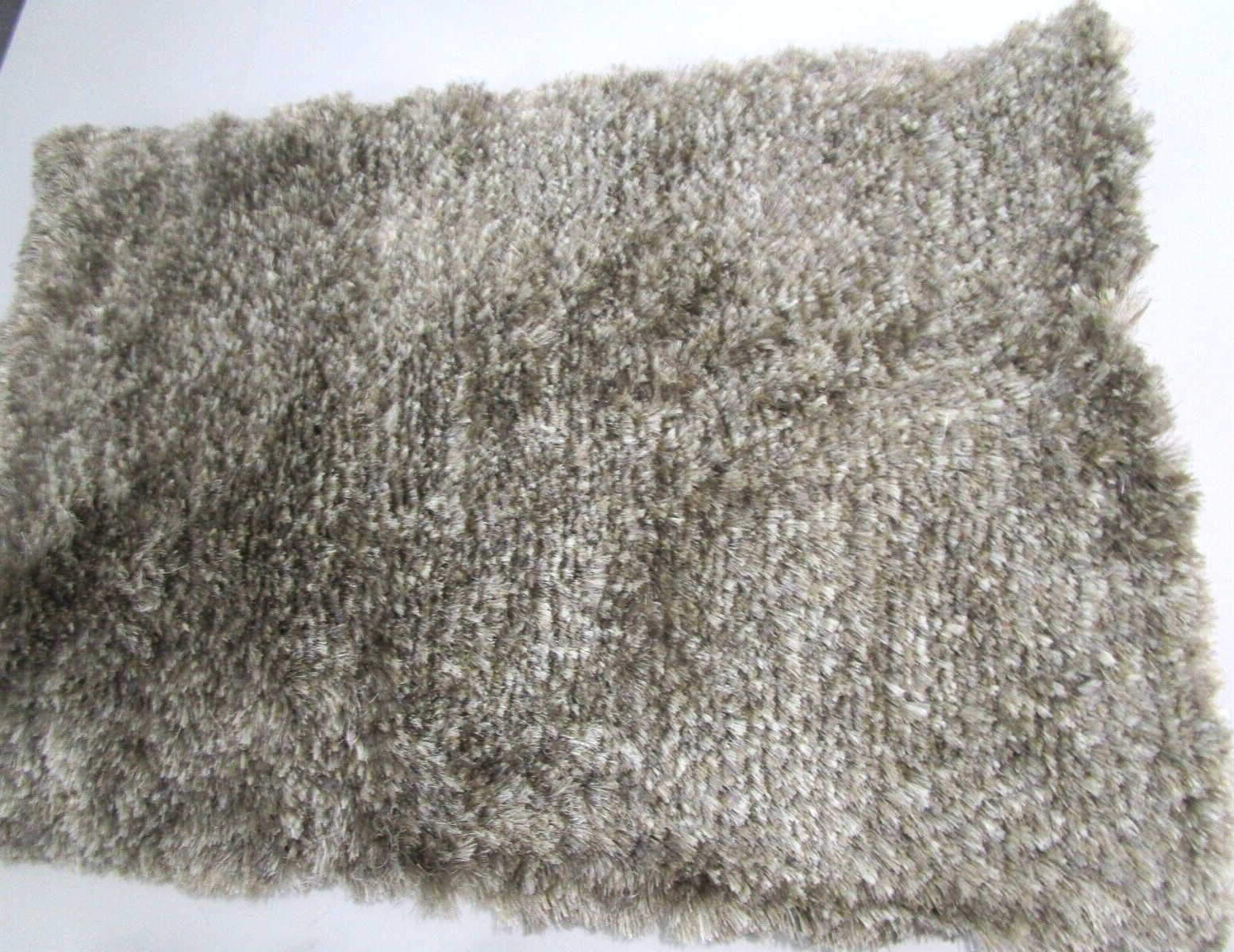 Soft Shaggy Wool Rug 2ft x 3ft Fluffy Carter Shag Taupe 91549 Poly Wool Shag