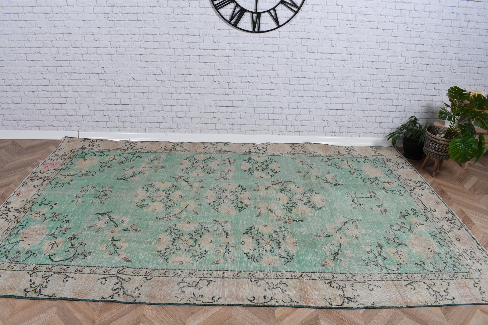 Turkish Rug 5,9×9,4 ft (181×288 cm), Green Floral Vintage Rug