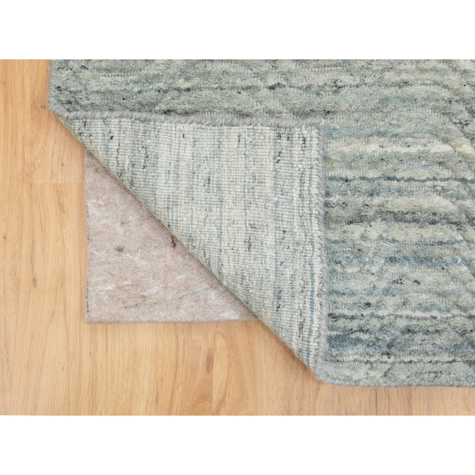 2’6″ x 7’10” Green Variegated Design Hand Loomed Wool Modern Runner Rug R58422