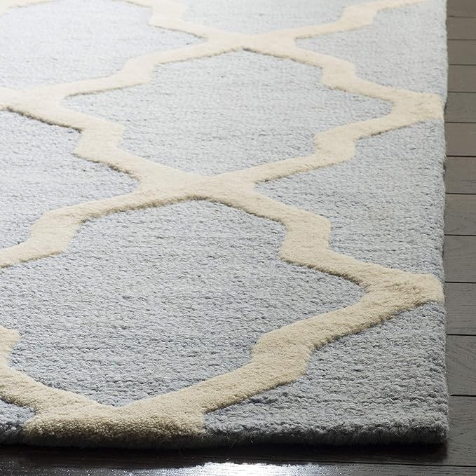 Light Pink & Ivory, Handmade Trellis Wool, Ideal for High Traffic Areas in Entry