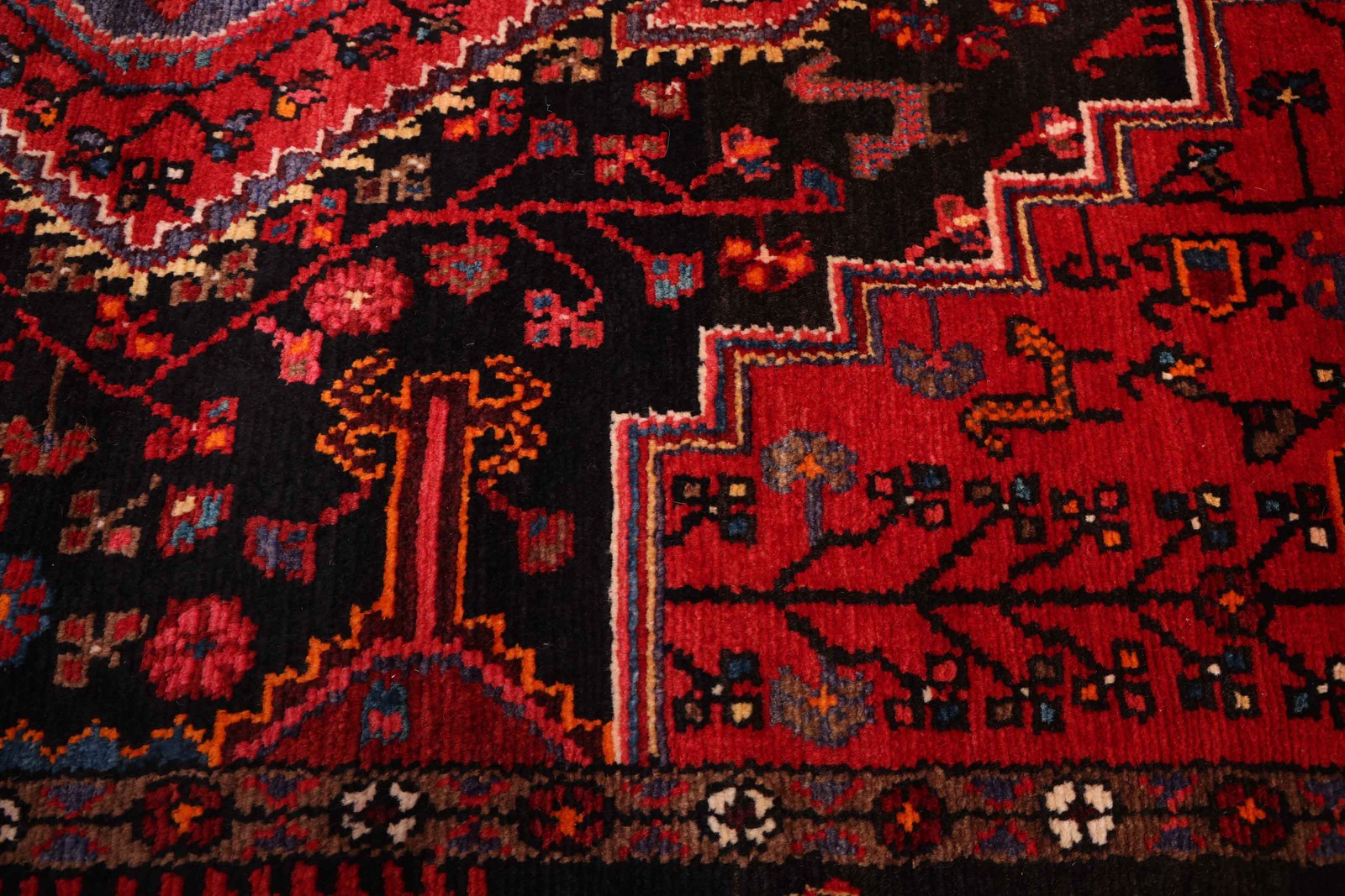 Vintage Hand-Knotted Area Rug 4’5″ x 6’3″ Traditional Oriental Wool Carpet