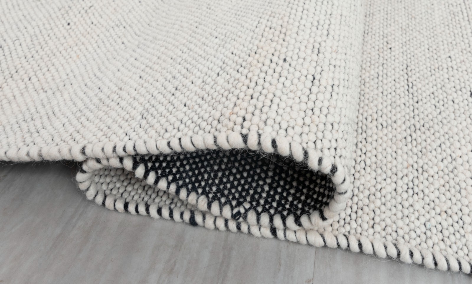 8×10 Ivory White Solid Pebbles Modern Design Hand Woven Wool Flatweave Rug