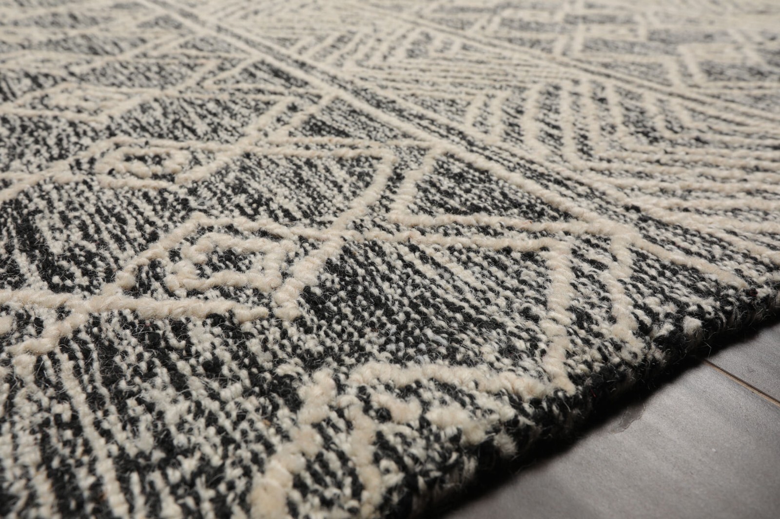 LoomBloom Multi Sizes Modern Black & White Hand Tufted Geometric Wool Area Rug