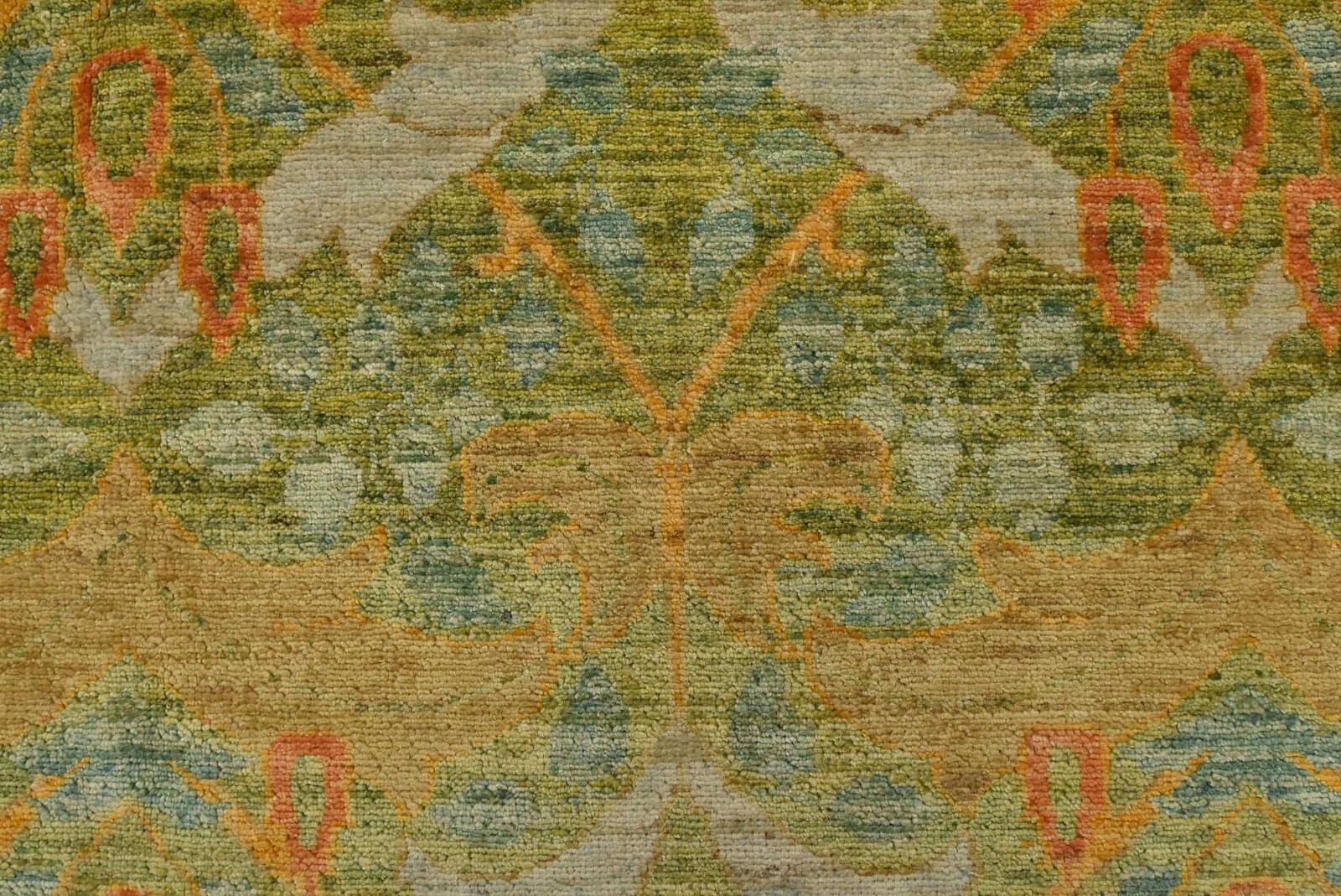 Ziegler Rug 8’2” x 10’1” Green Wool Traditional Hand-Knotted Oriental Carpet