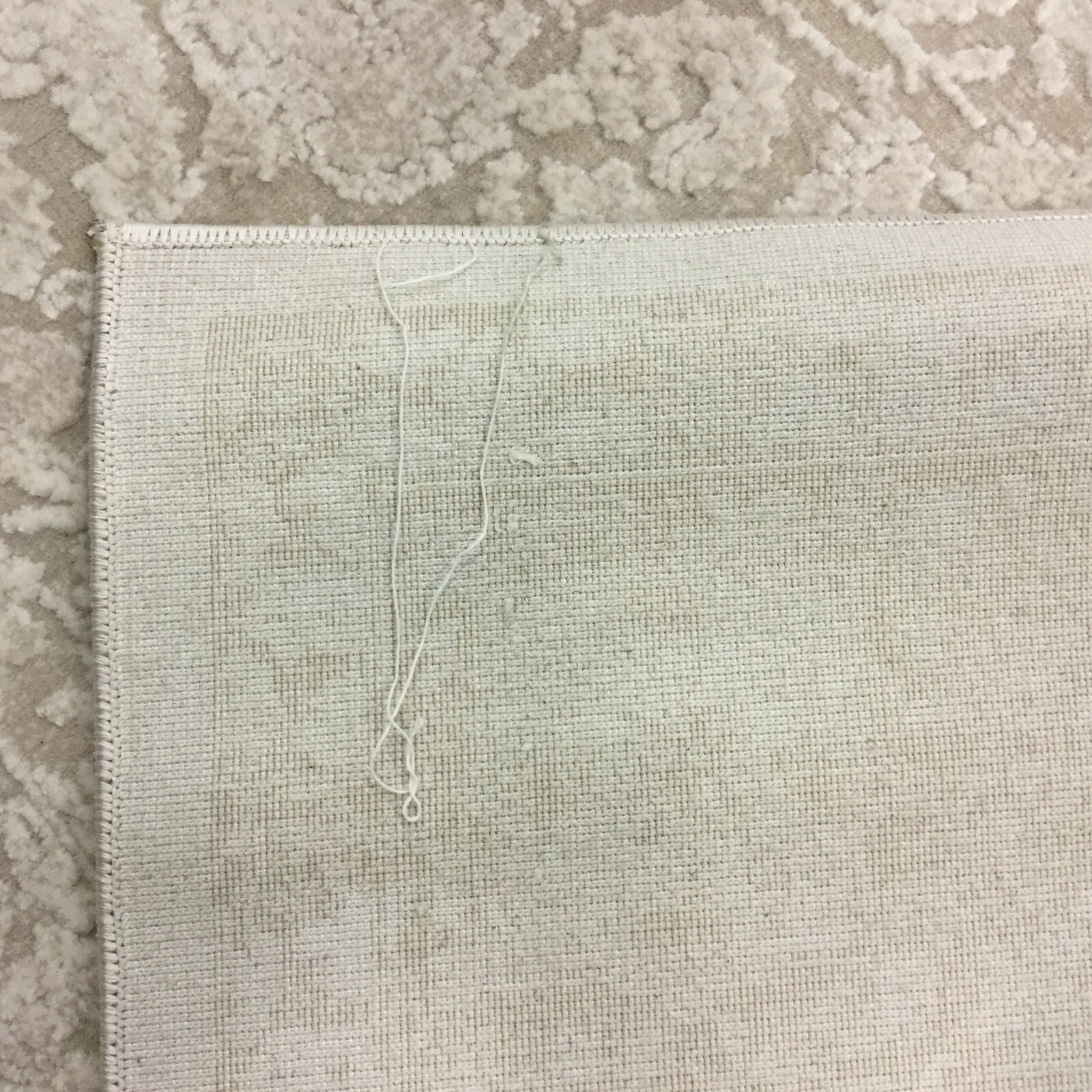 CREME /IVORY 5′-1″ X 7′-6″ Loose Threads Rug, Reduced Price 1172641578 RFT664D-5