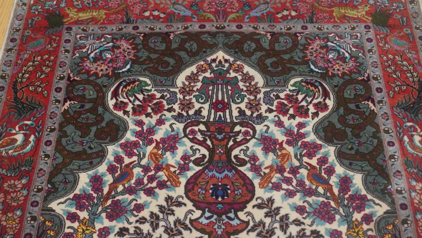 Fine Silk & Wool Ta’ briz 3’3″x 5′ Hand Knotted Rug Birds Animals Phenomenal
