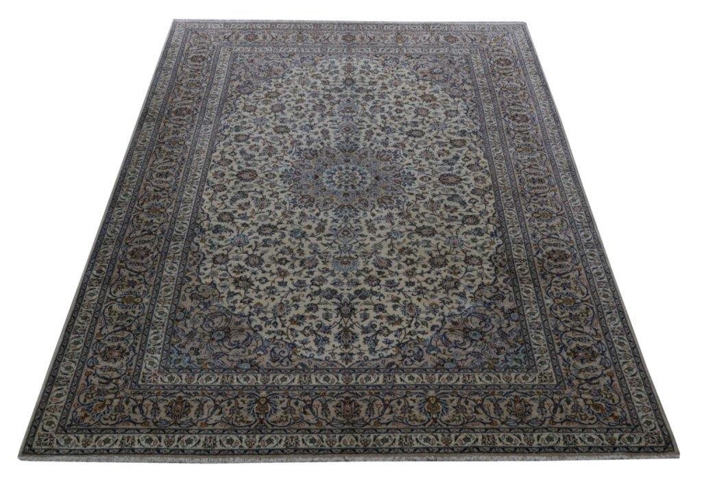 9.8 x 13 Perrsian Luxurious Wool Construction Signed Kashaan Rug 81153