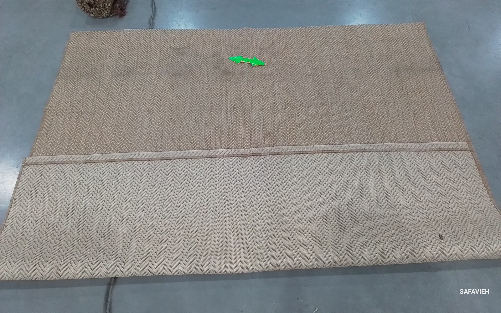 NATURL/CREAM 6′-7″ x 6′-7″ Stained Rug Reduced Price 1172805051 CY8022-03012-7SQ