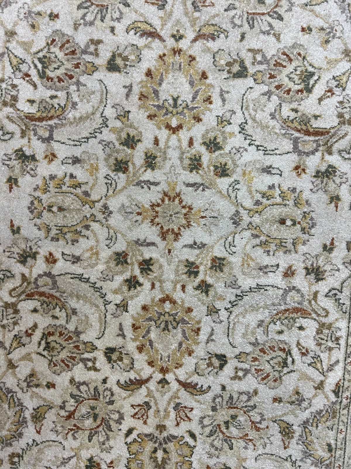 2’7″ x 4’4″ Pakistani Tab riz Oriental Rug – Full Pile – Hand Made – 100% Wool