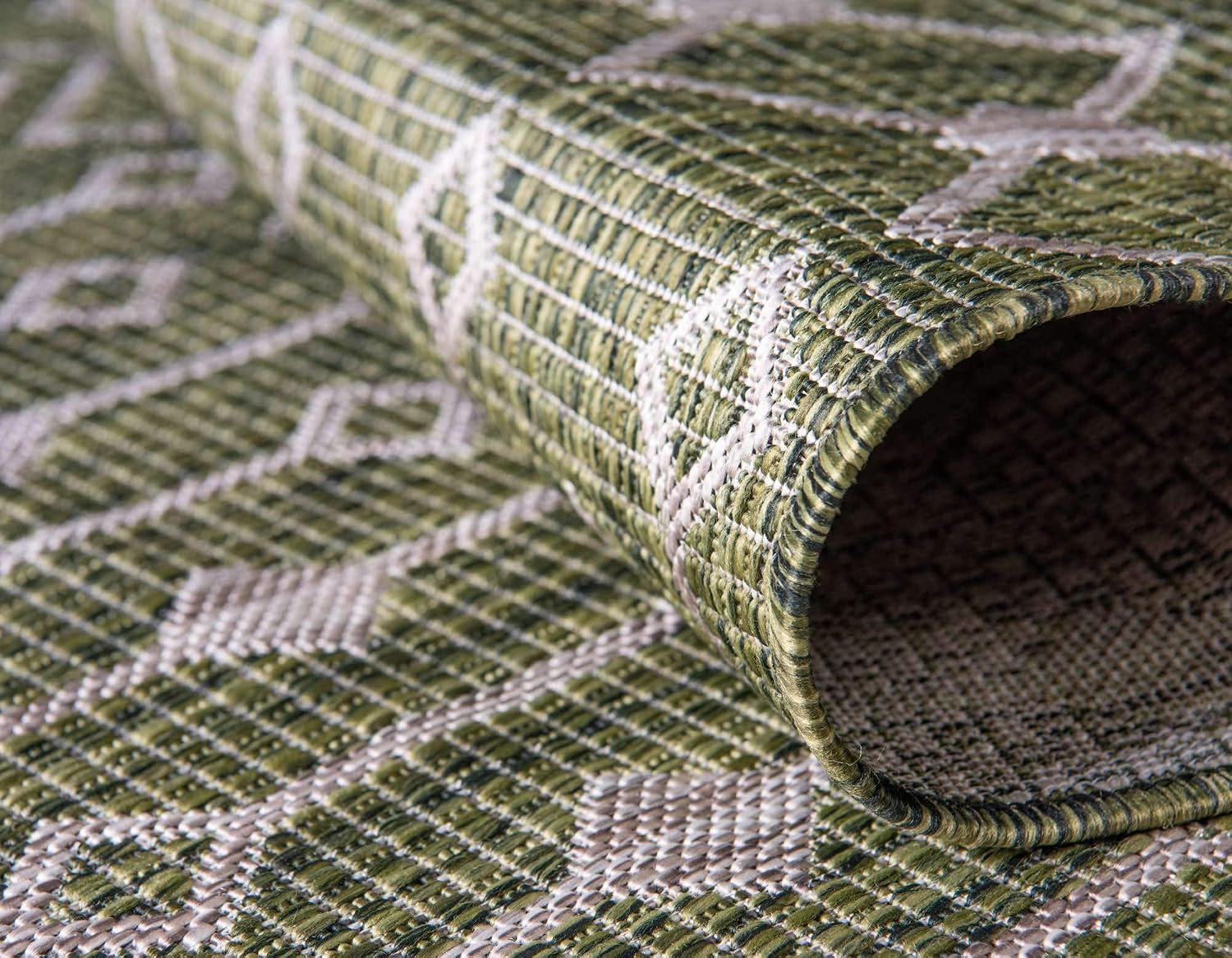 Outdoor Trellis Collection Area Rug – Tribal Trellis (5′ 1″ X 8′ Rectangle, Gree