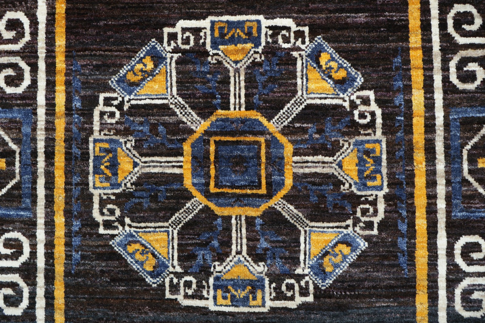 Brown Geometric Oriental Area Rug 4×6 Hand-knotted Wool Carpet for Any Room