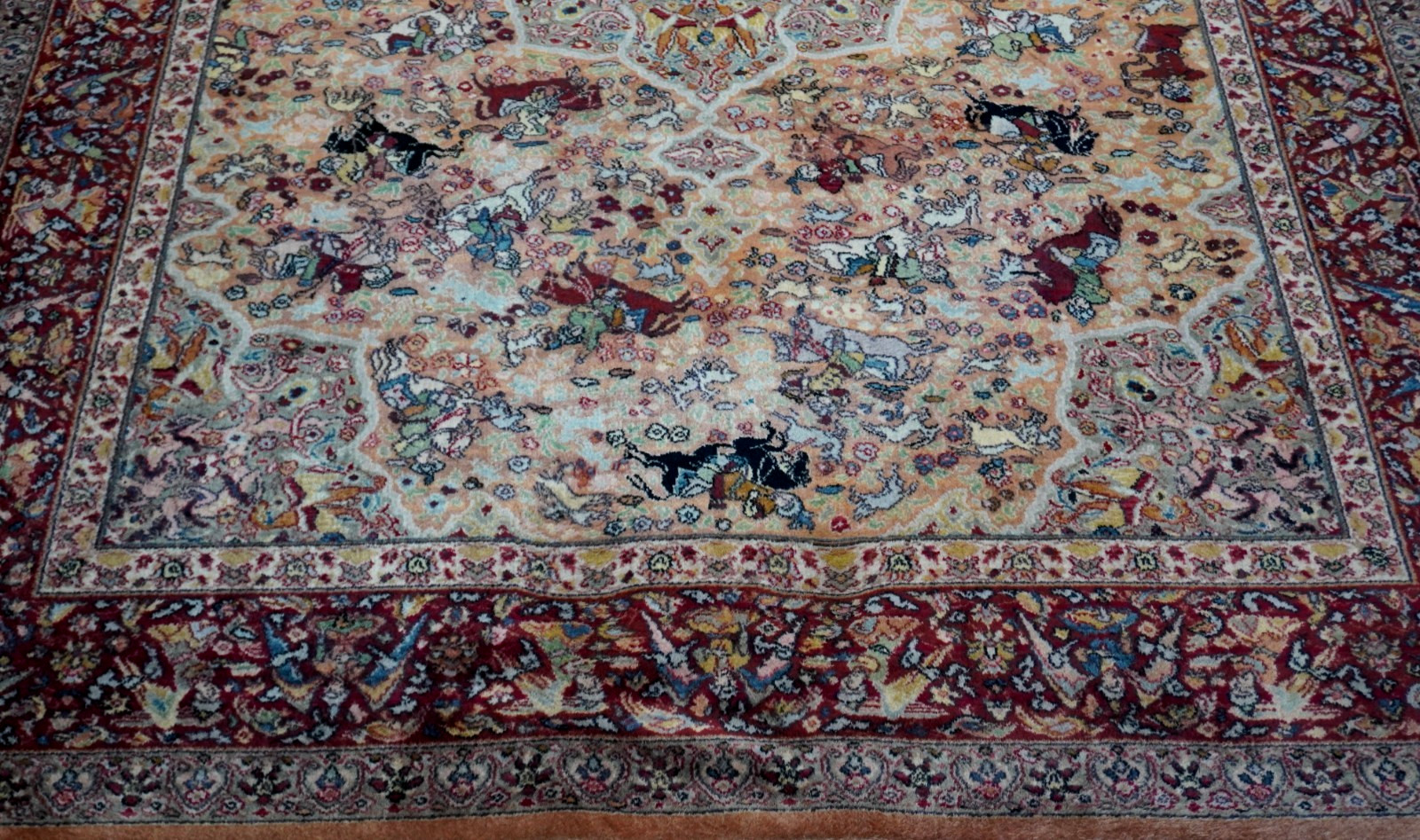 Original Karastan 8’8″ x 12′ Persiann Hunting # 700- 723 Wool American Rug