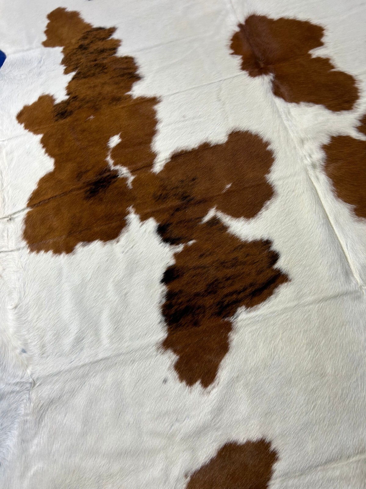 Tricolor Cowhide Rug (mainly brown tones) Size: 8×7.2 feet M-1661