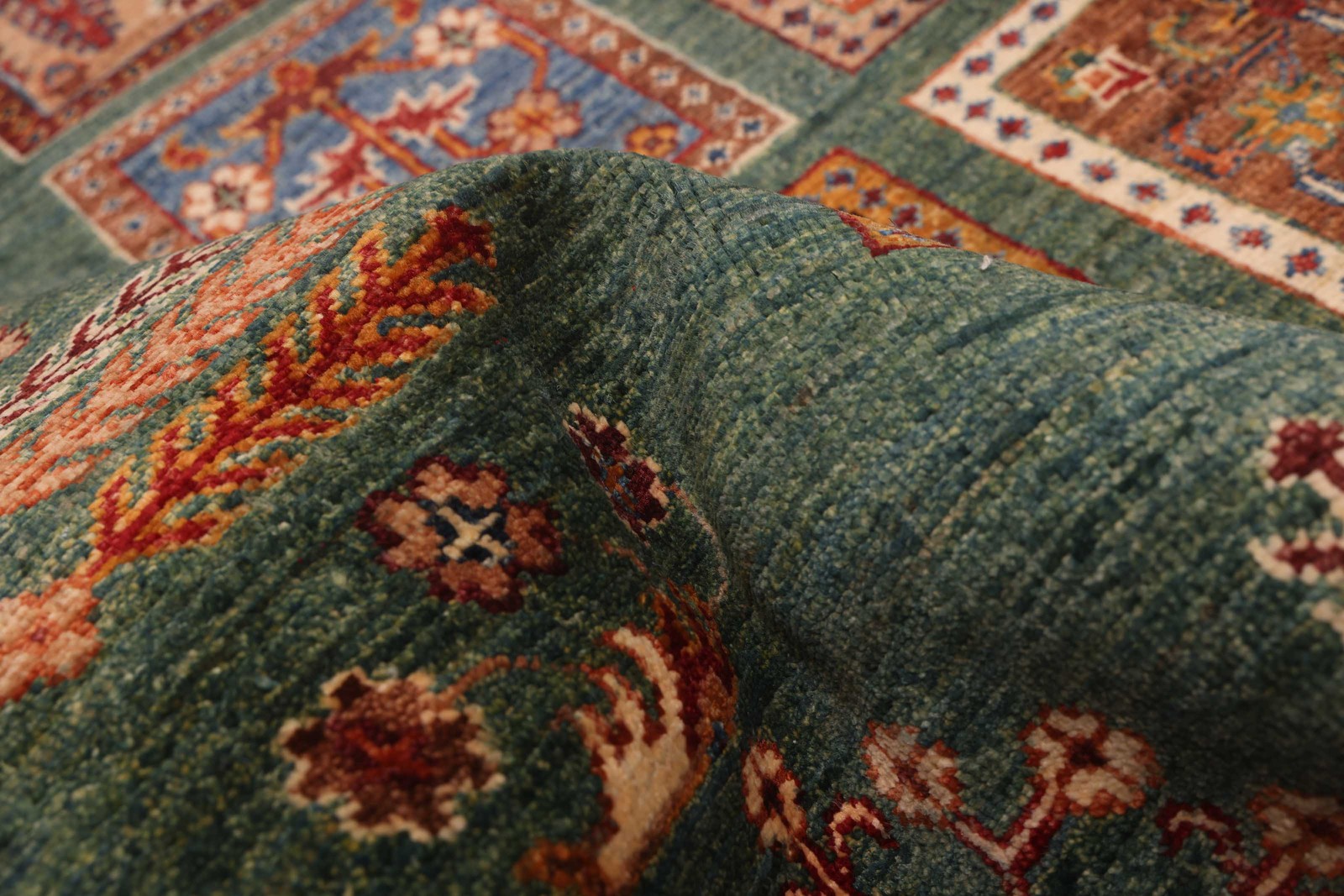 Traditional Hand-Knotted Geometric Carpet 5’1″ x 6’7″ Oriental Wool Area Rug