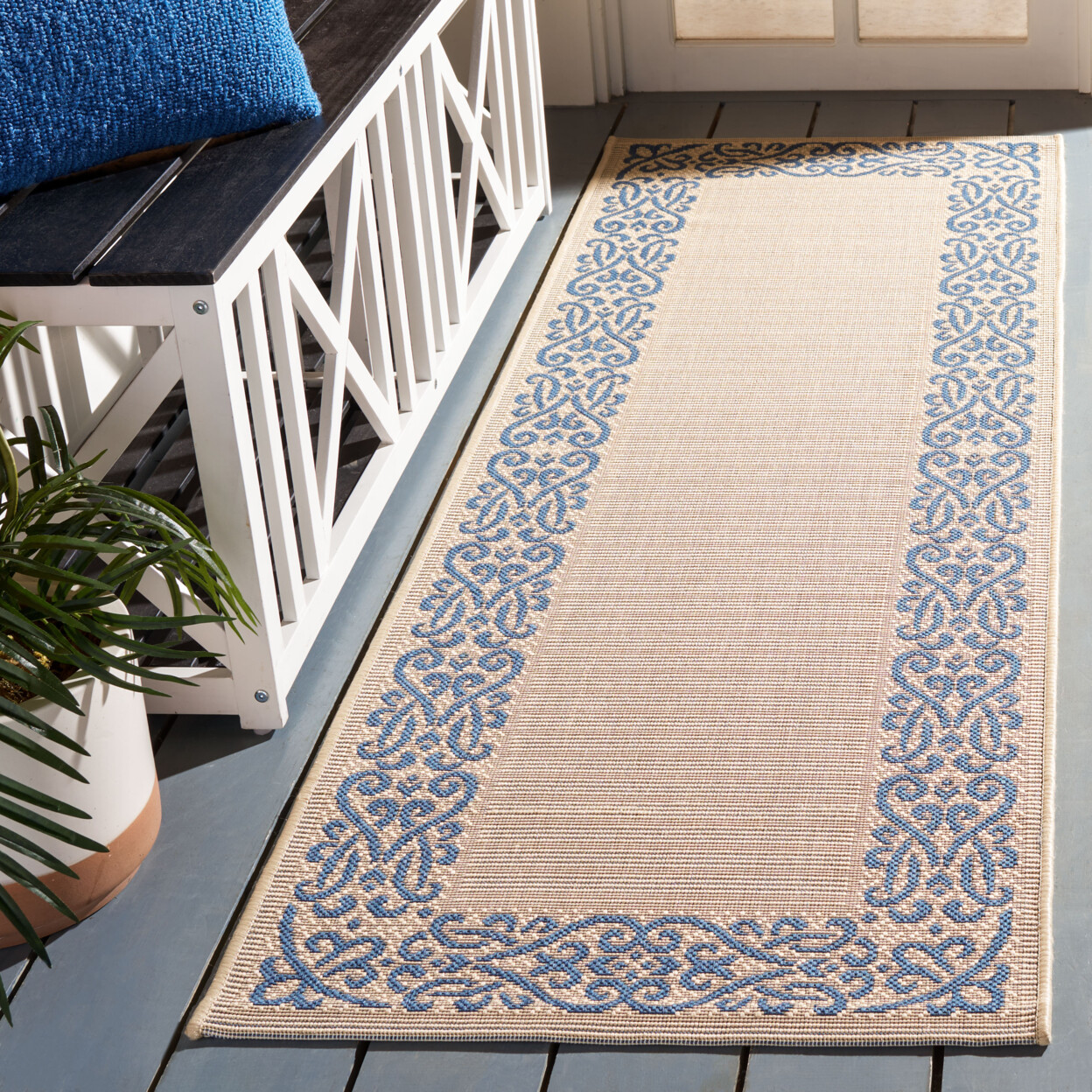 SAFAVIEH Outdoor CY1588-3101 Courtyard Natural / Blue Rug