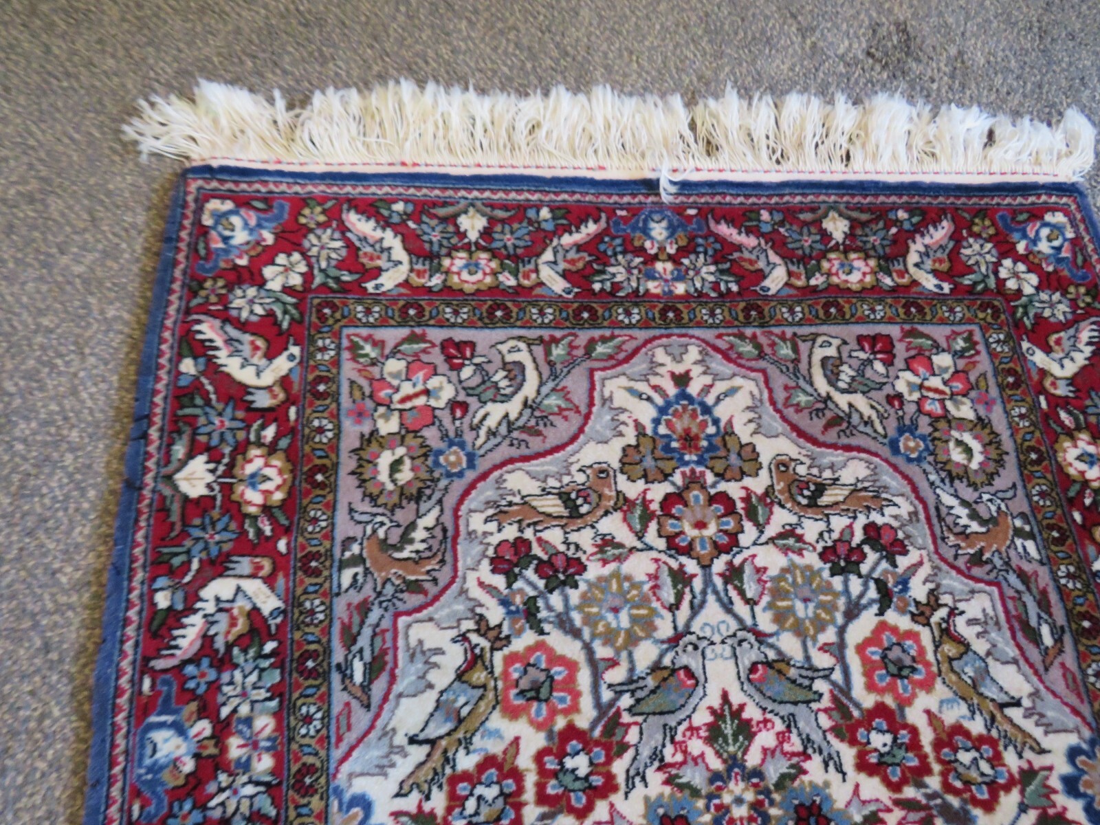 Small Bird Of Paradise Oriental Rug 28 x 41 Inches