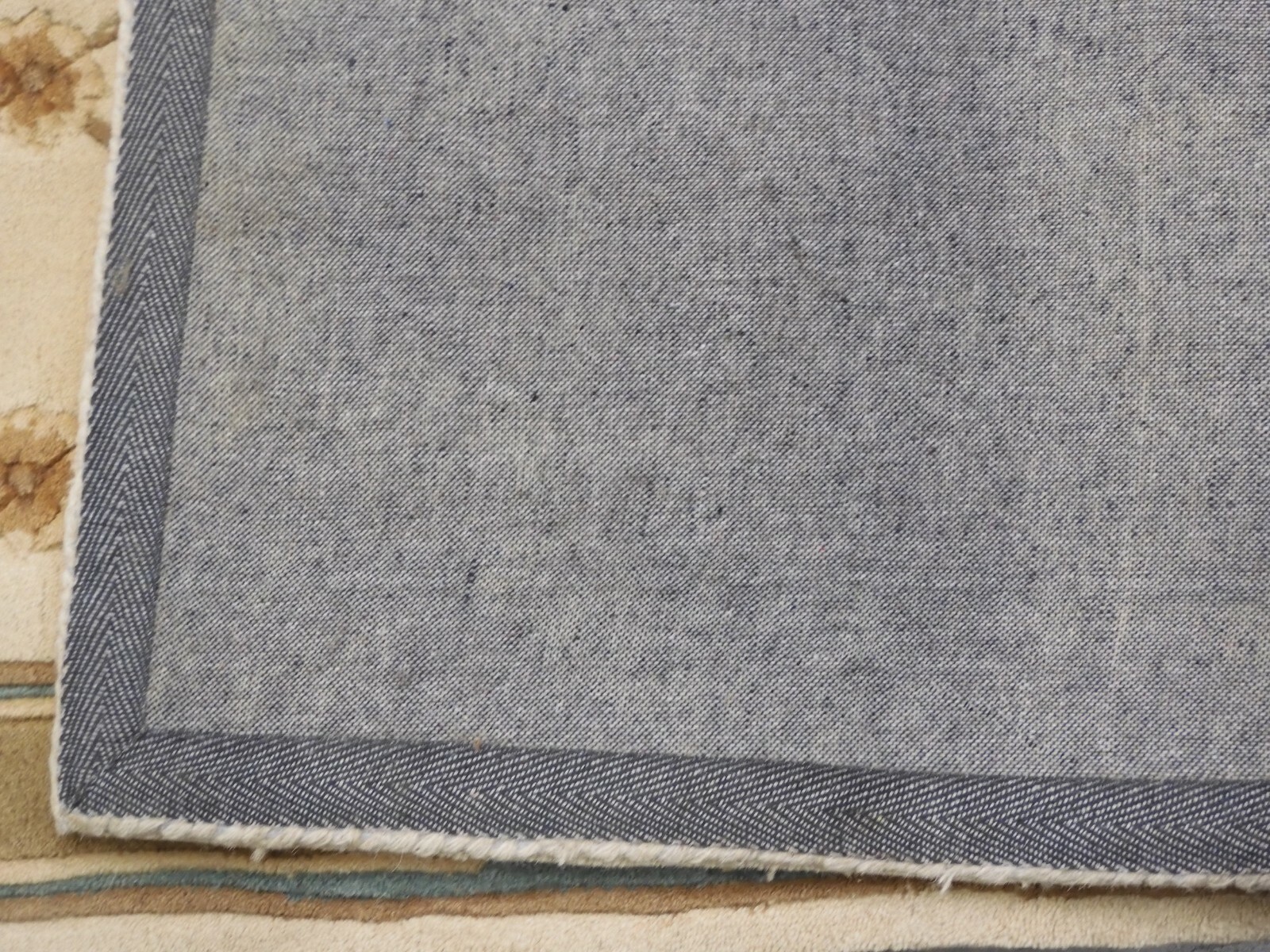 CARAMEL 2′-3″ X 10′ Loose Threads Rug, Reduced Price 1172617706 NA523B-210