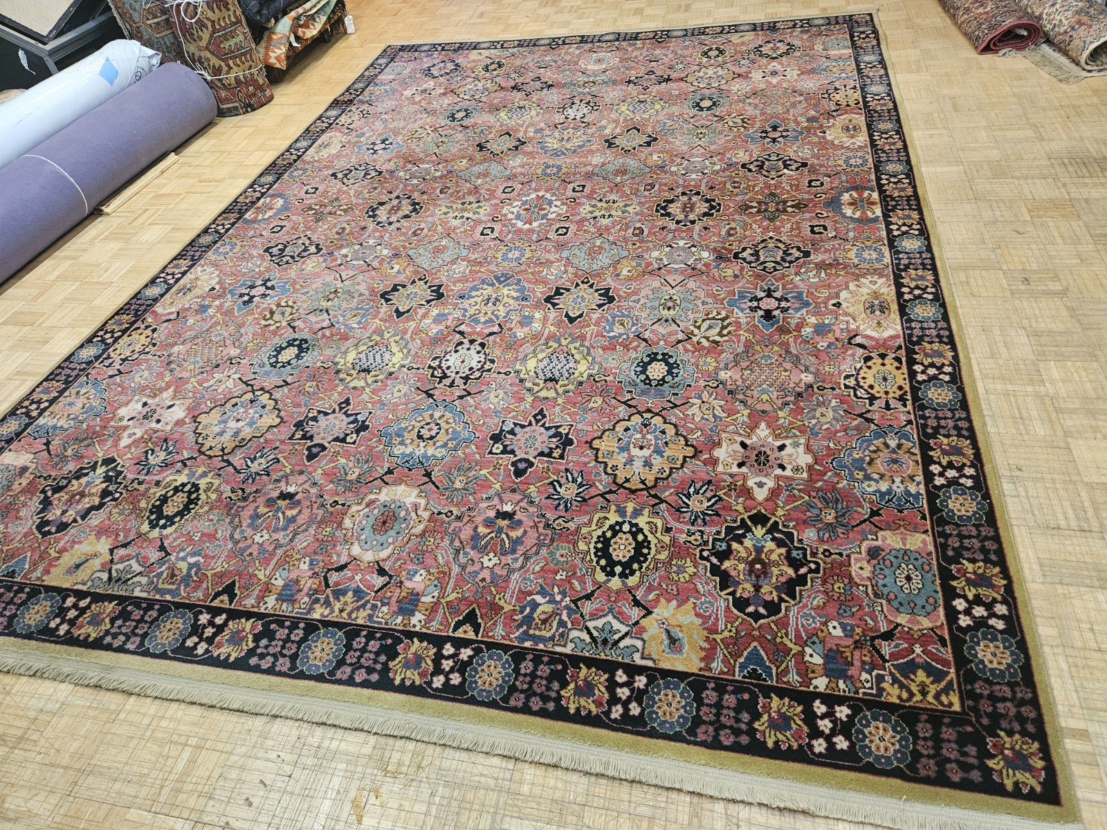 10×14 KARASTAN WILLIAMSBURG KIRMAN VASE 557 100% WOOL RUG – VERY GOOD CONDITION