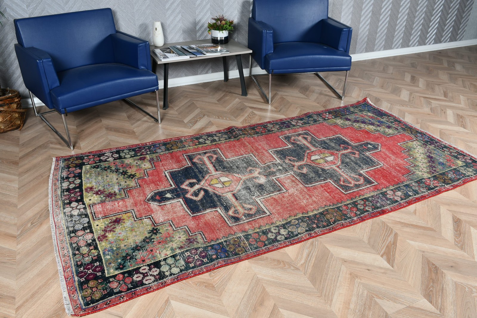 4,1×8,4 ft Vintage Rug, Red Floral Turkish Rug Wool