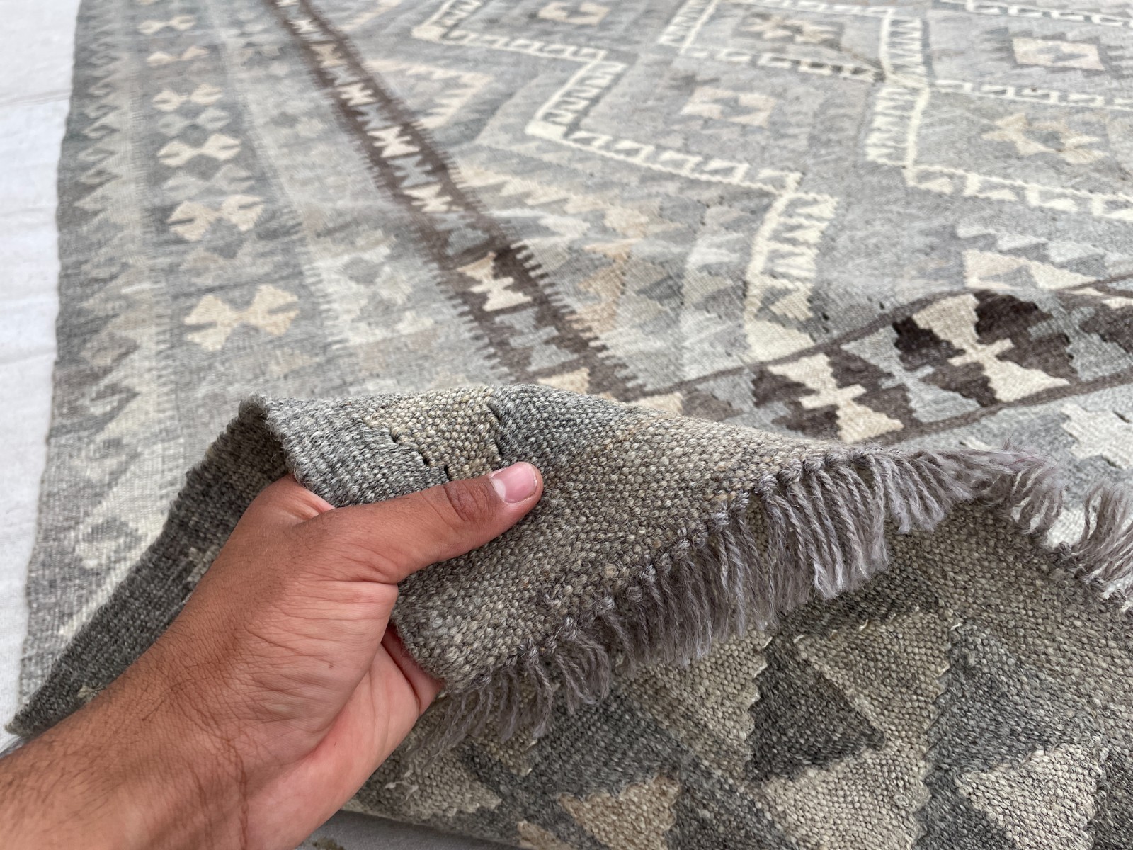 6’5 x 9’7 Ft Elegant Neutral Chobi Kilim Rug – Afghan Handmade Flatweave Tribal