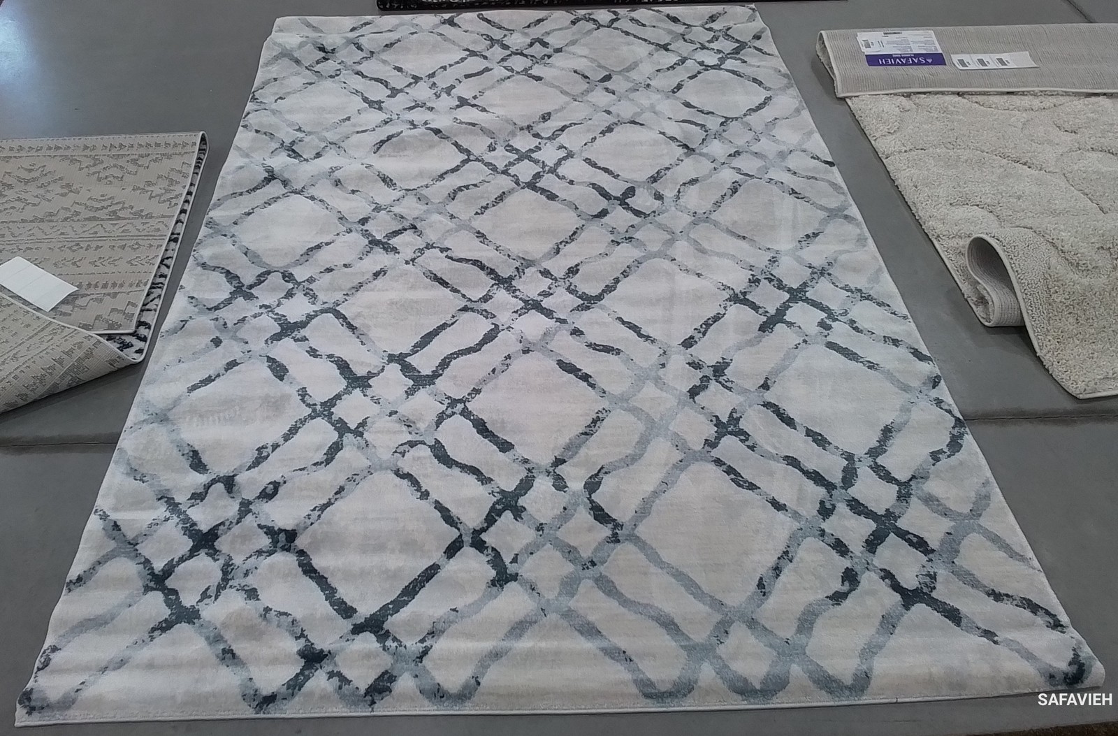IVORY / TURQUOISE 5′-3″ x 7′-7″ Flaw in Rug, Reduced Price 1172796167 ISA957A-5