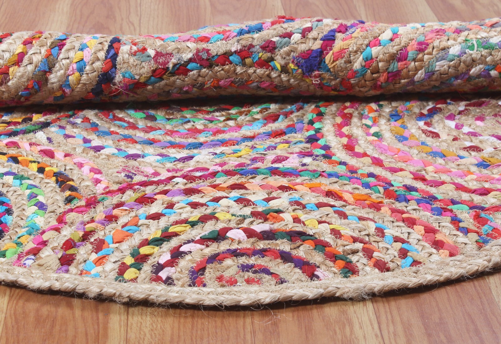 Red Chindi Cotton Jute Round Rug Hand Braided Indian Boho Area Carpet 3×3 Ft