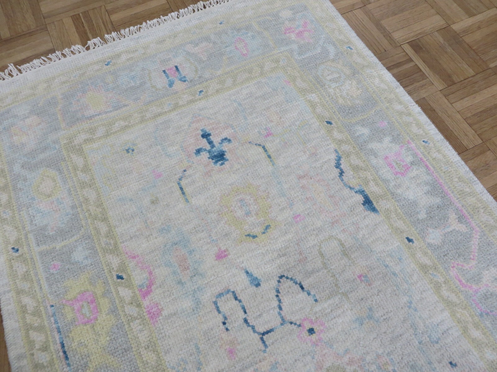 3’1 x 5’2 Hand Knotted Ivory Modern Oushak Oriental Rug G16279
