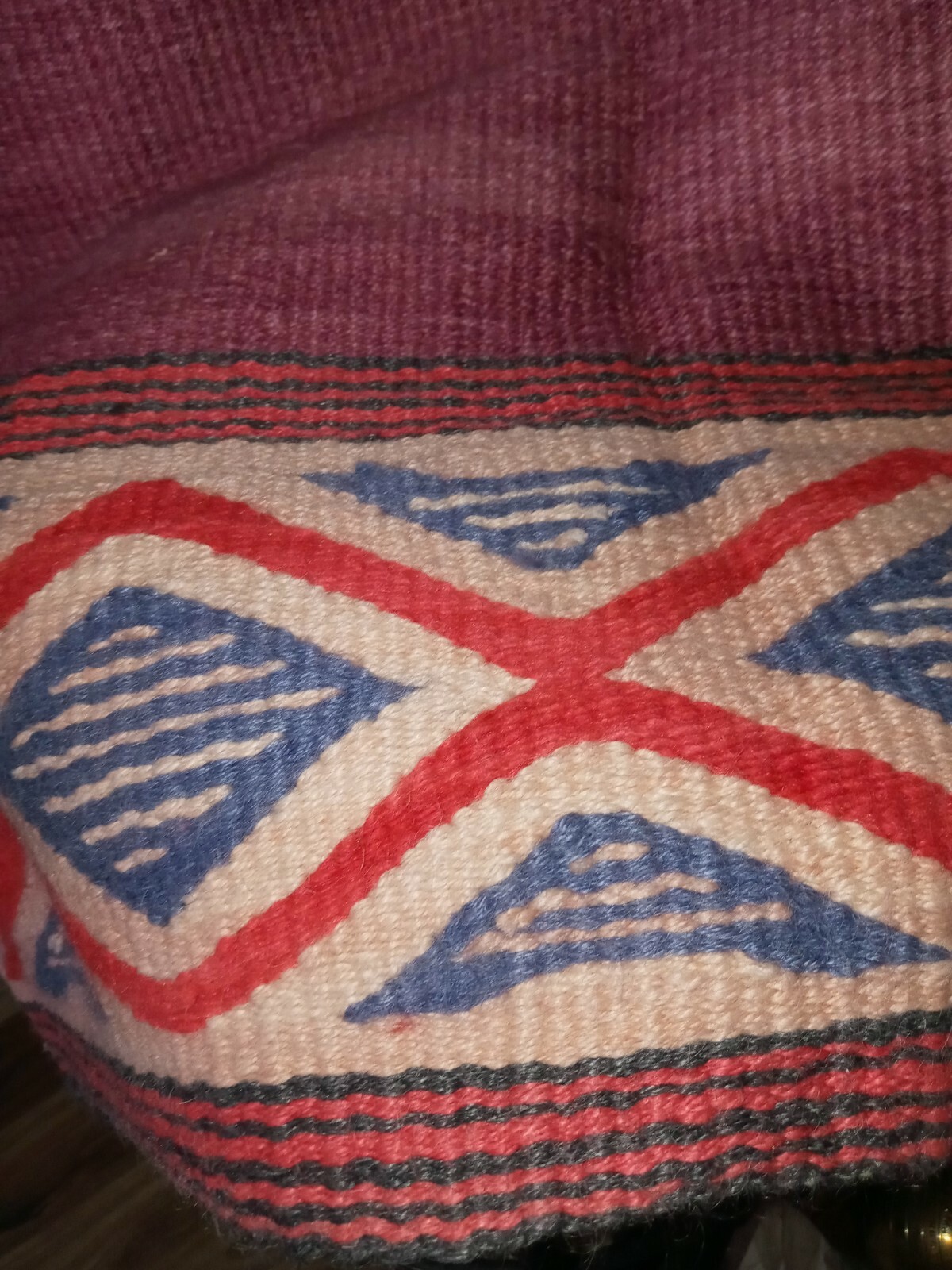 Vintage Hand Woven Peruvian RUG / BLANKET 34″x 34″ LATE-CENTURY in Burgandy